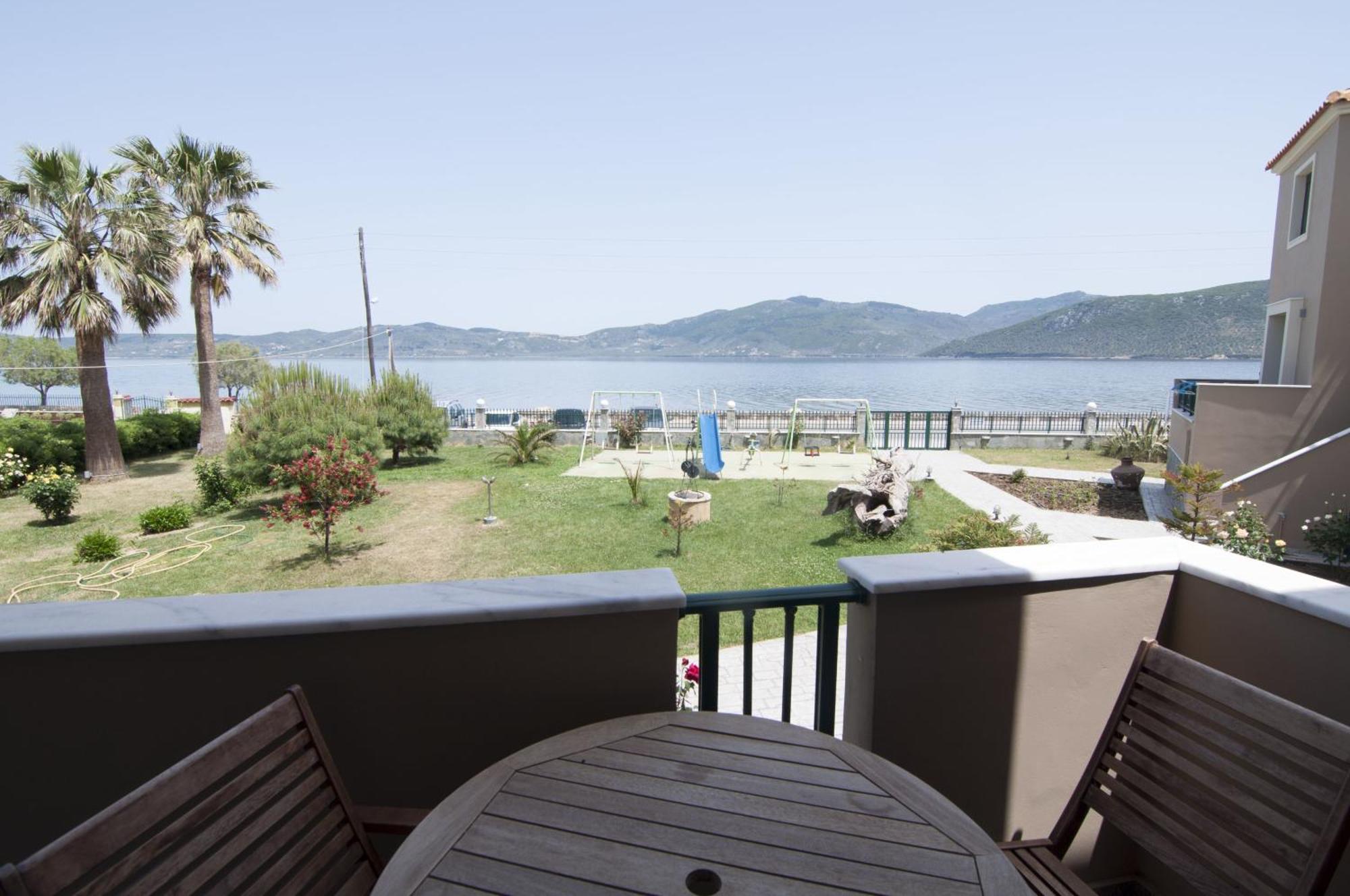 Ariadnes Holiday Accommodation II Apidias Lakos Экстерьер фото