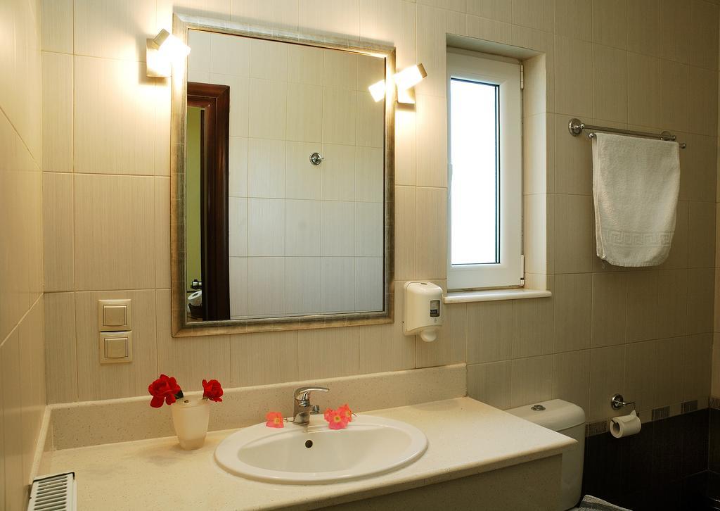 Ariadnes Holiday Accommodation II Apidias Lakos Номер фото